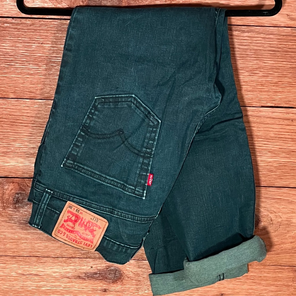 LEVI'S 33/30 Slim
